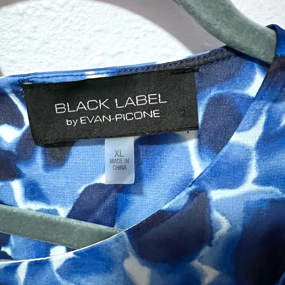 Evan Picone Blue 3/4 Sleeve Relaxed ruffle sleeve Blouse XL - Picture 2 of 8